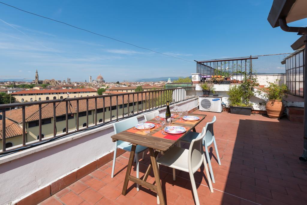 Roommo Lungarno Florence Exterior photo